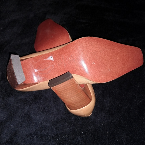 Mano pumps - Picture 2 of 5